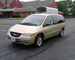 1999 Chrysler Town and Country #5