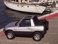 1999 Toyota RAV4 #12
