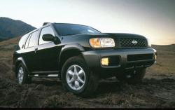 1999 Nissan Pathfinder #4