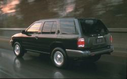1999 Nissan Pathfinder #8