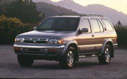 1999 Nissan Pathfinder #3