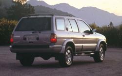 1999 Nissan Pathfinder #7
