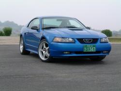 2000 Ford Mustang #10