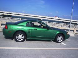 2000 Ford Mustang #18