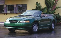 2000 Ford Mustang #2