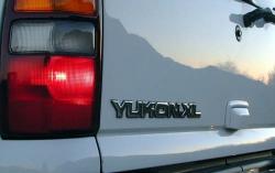 2003 GMC Yukon XL #13