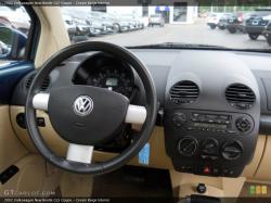 2002 Volkswagen New Beetle #5