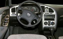 2004 Hyundai Elantra #10