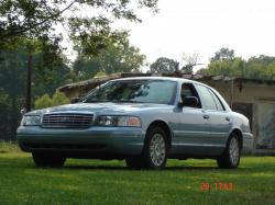2005 Ford Crown Victoria #10