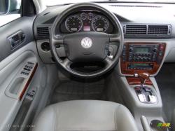 2005 Volkswagen Passat #17