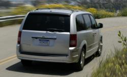 2008 Chrysler Town and Country #4