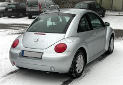 2009 Volkswagen New Beetle #5
