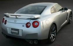 2010 Nissan GT-R #4