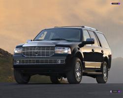 2011 Lincoln Navigator #16