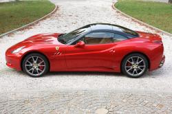 2012 Ferrari California #4