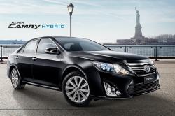 2013 Toyota Camry Hybrid #19