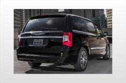 2013 Chrysler Town and Country #7
