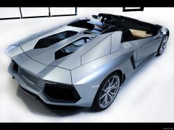 2014 Lamborghini Aventador #13