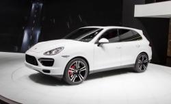 2014 Porsche Cayenne comes with great design and offers high performance