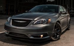 2016 Chrysler 100 #9