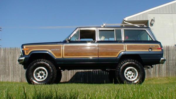 1990 Jeep Grand Wagoneer