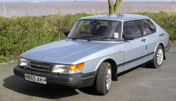 1990 Saab 900 #1
