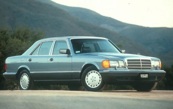 1990 Mercedes-Benz 350-Class #1