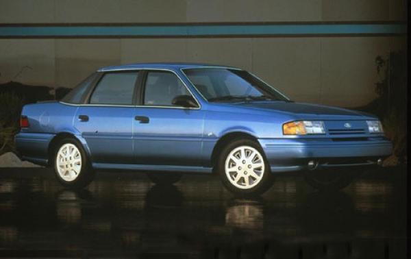1990 Ford Tempo #1