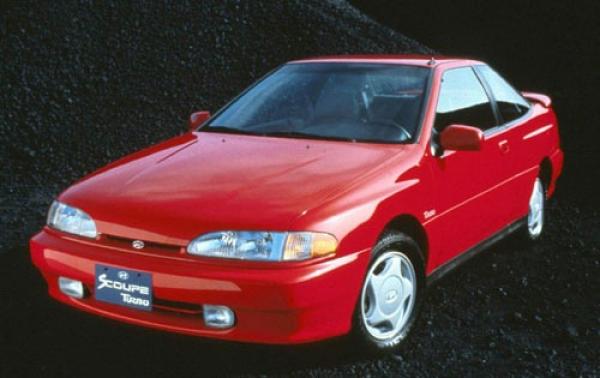 1995 Hyundai Scoupe #1