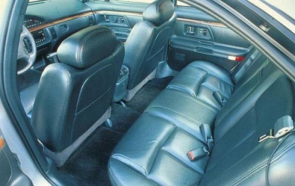 1999 Oldsmobile LSS