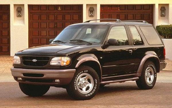 1996 Ford Explorer #1