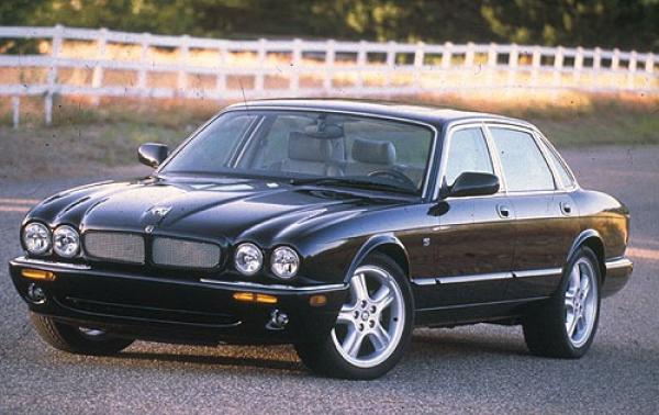 1998 Jaguar XJR #1