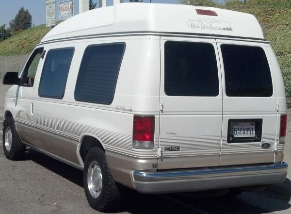 1999 Ford Econoline Wagon