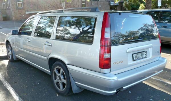 2000 Volvo V70