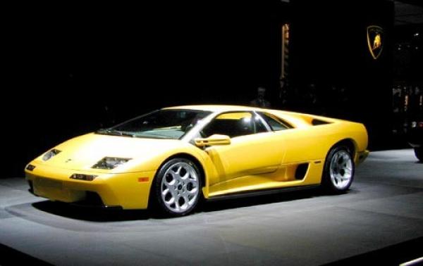2001 Lamborghini Diablo #1