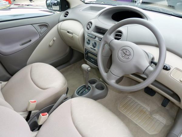 2004 Toyota ECHO