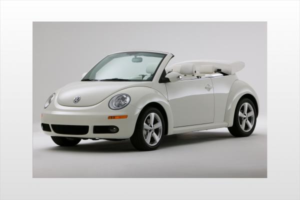 2007 Volkswagen New Beetle #1