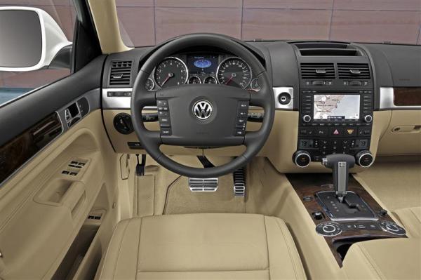 2009 Volkswagen Touareg 2