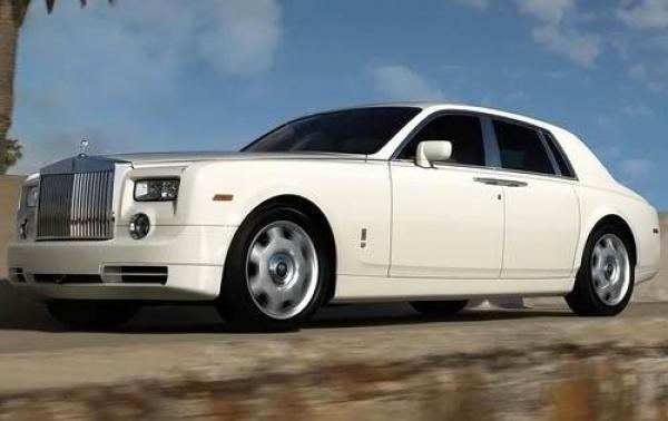 2011 Rolls-Royce Phantom #1