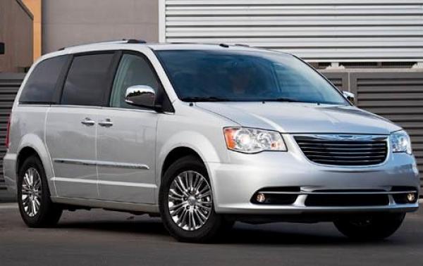 2011 Chrysler Town and Country #1
