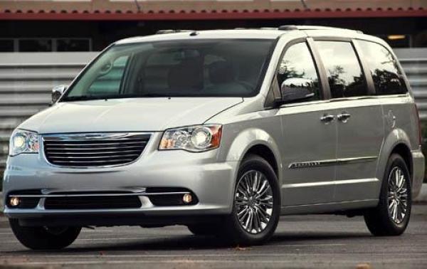 2012 Chrysler Town and Country #1