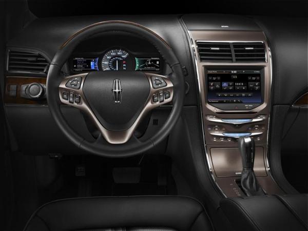 2013 Lincoln MKX #1
