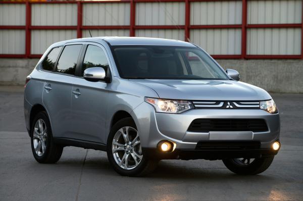 2014 MITSUBISHI OUTLANDER