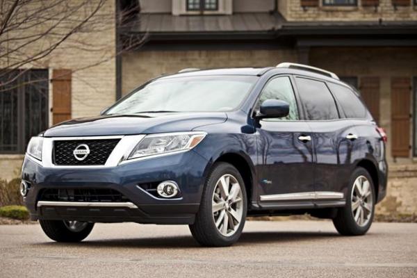 2014 NISSAN PATHFINDER