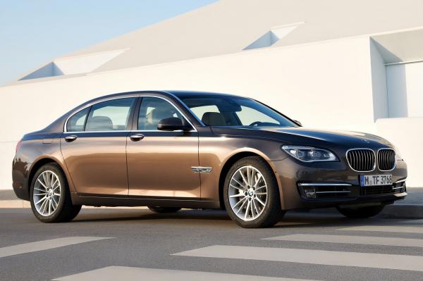2015 BMW 7 Series #1